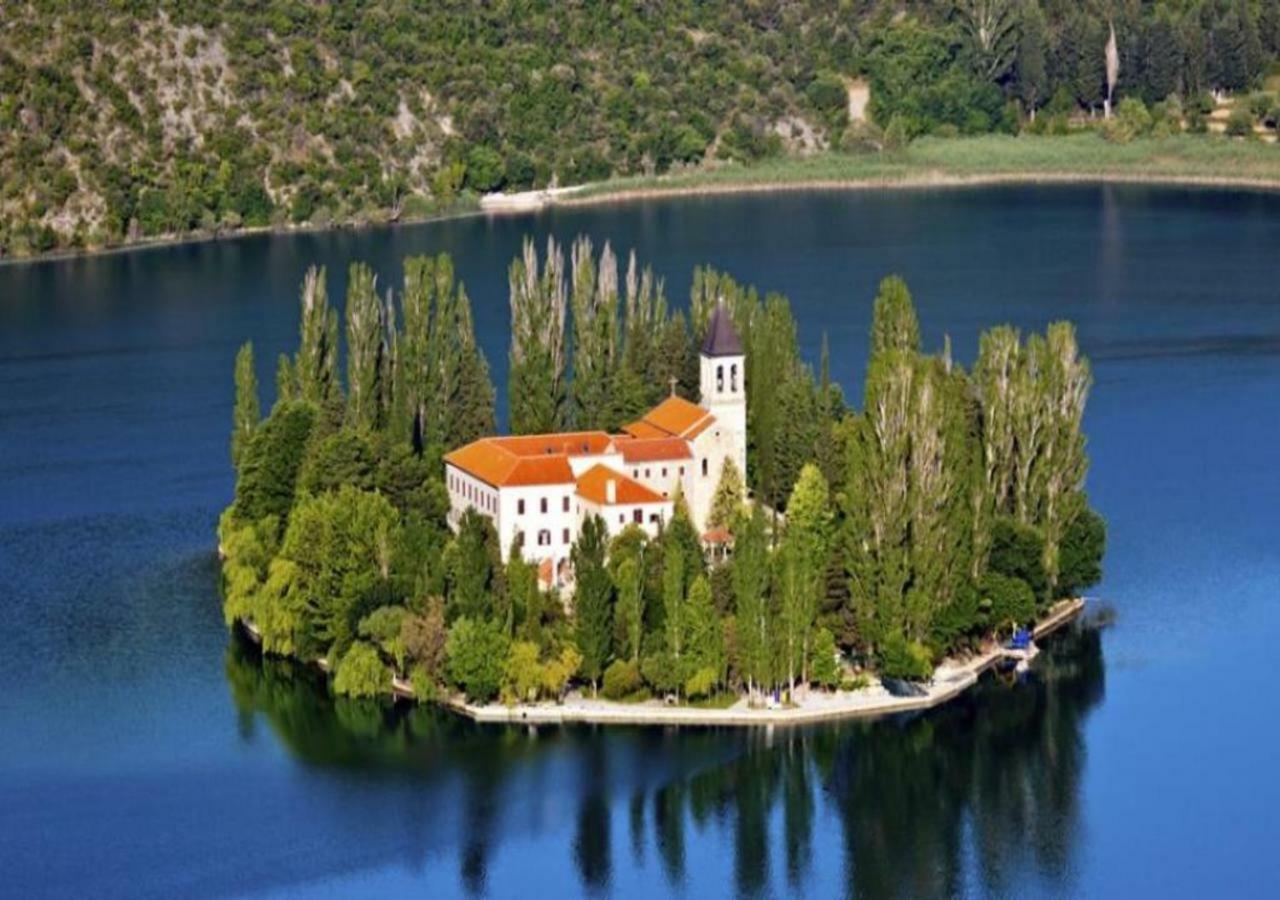 Holiday Home Goga Drniš Εξωτερικό φωτογραφία