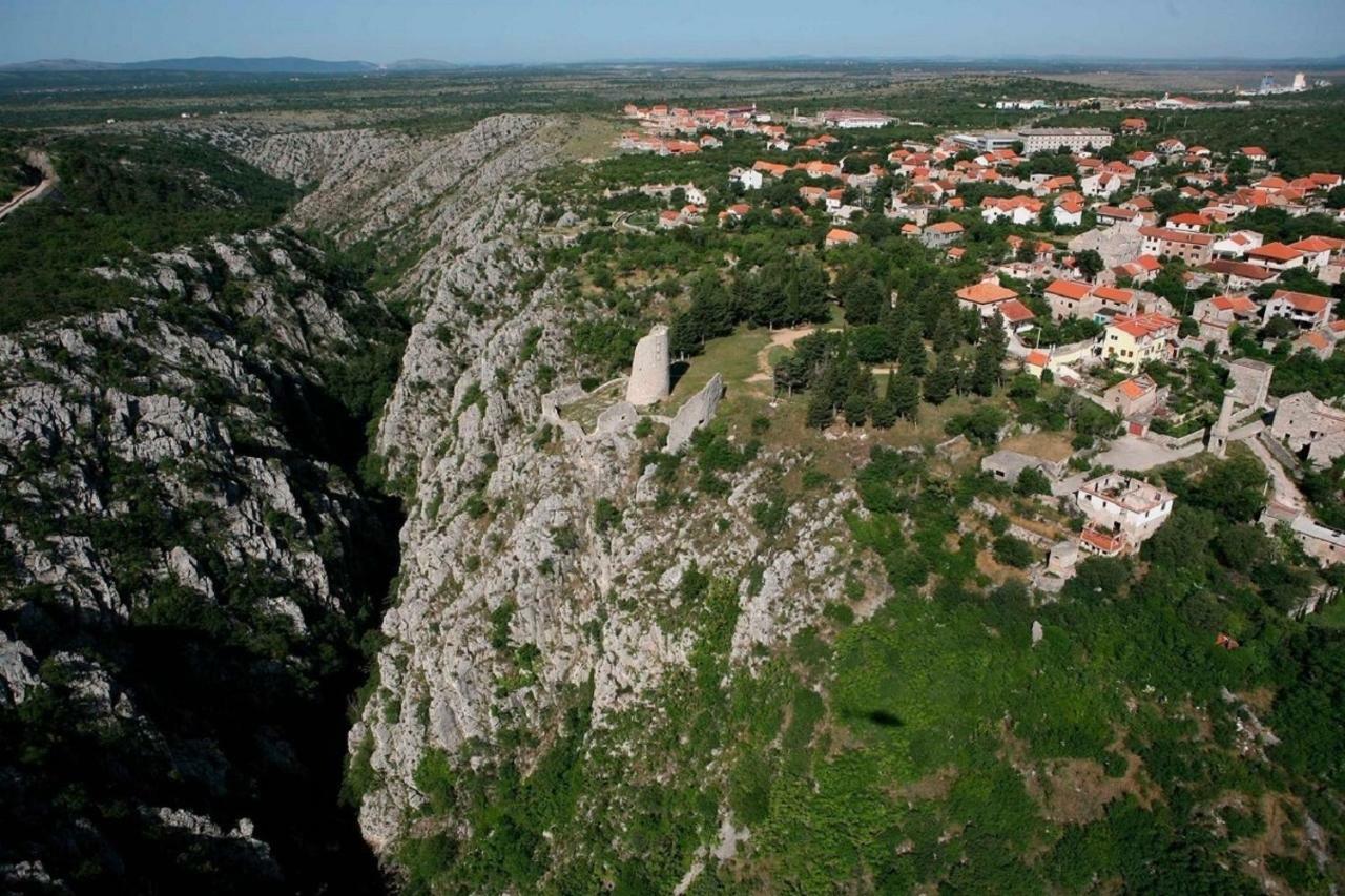 Holiday Home Goga Drniš Εξωτερικό φωτογραφία